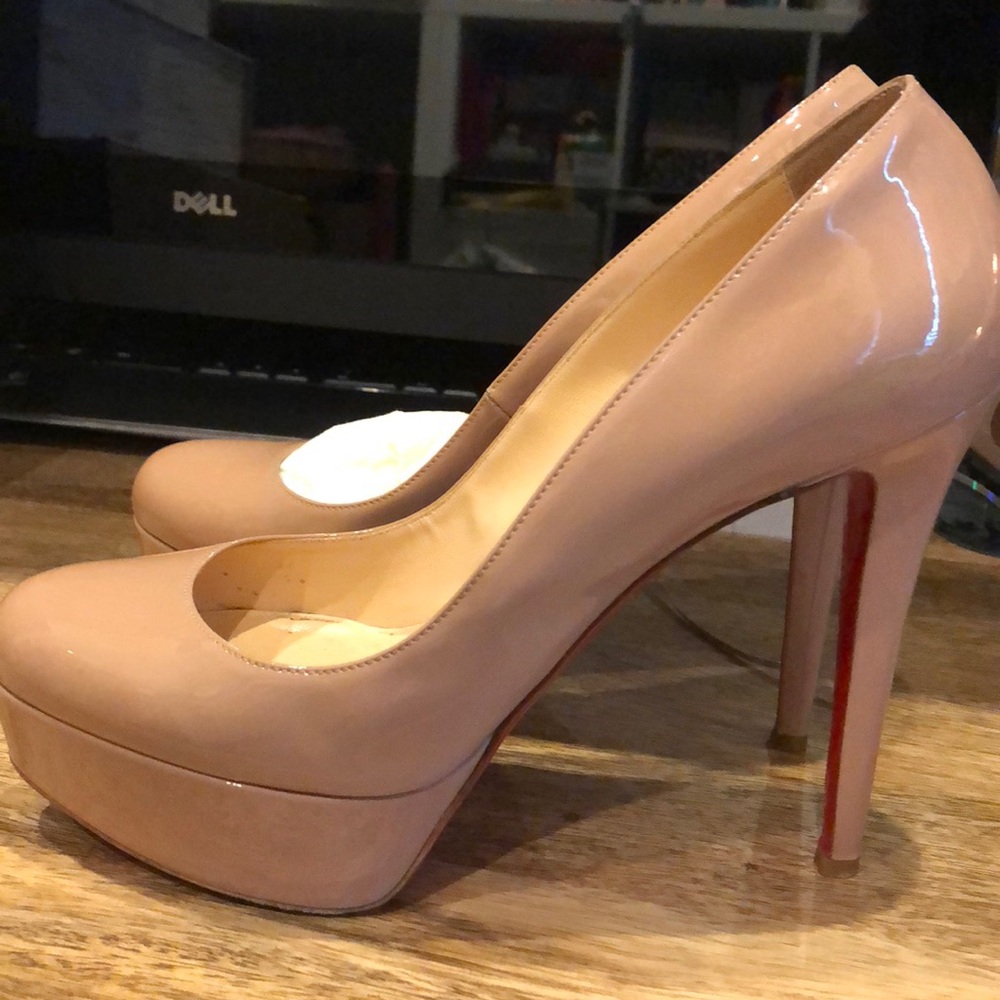 Christian Louboutin nude patent pumps